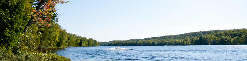 Fall Boating in Almaguin
